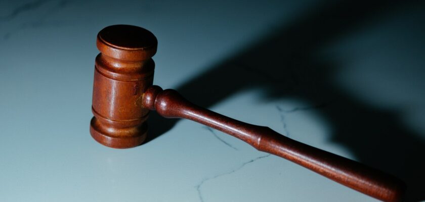 Dr. Bodnár Lilla gazdasági jogász segítsége munkajogi tanácsadással